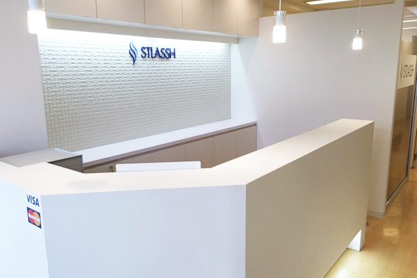 ストラッシュ横浜西口店の口コミ